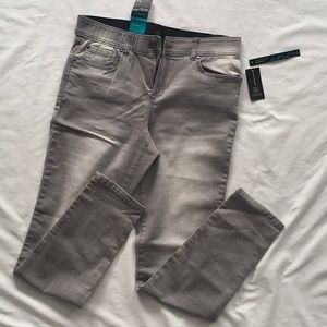 INC Regular Fit Skinny Leg